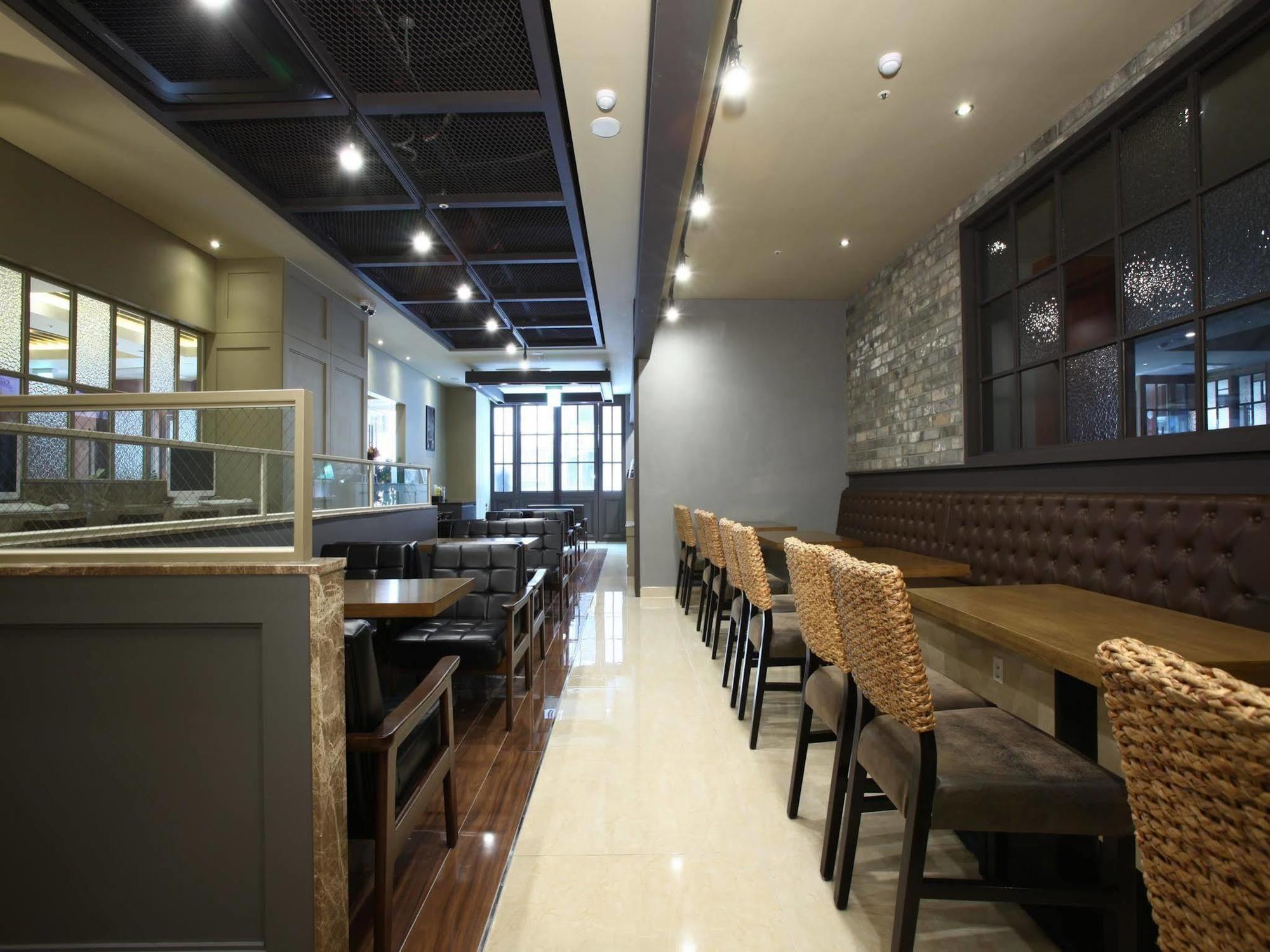 Hotel Sopra Incheon Cheongna Екстер'єр фото