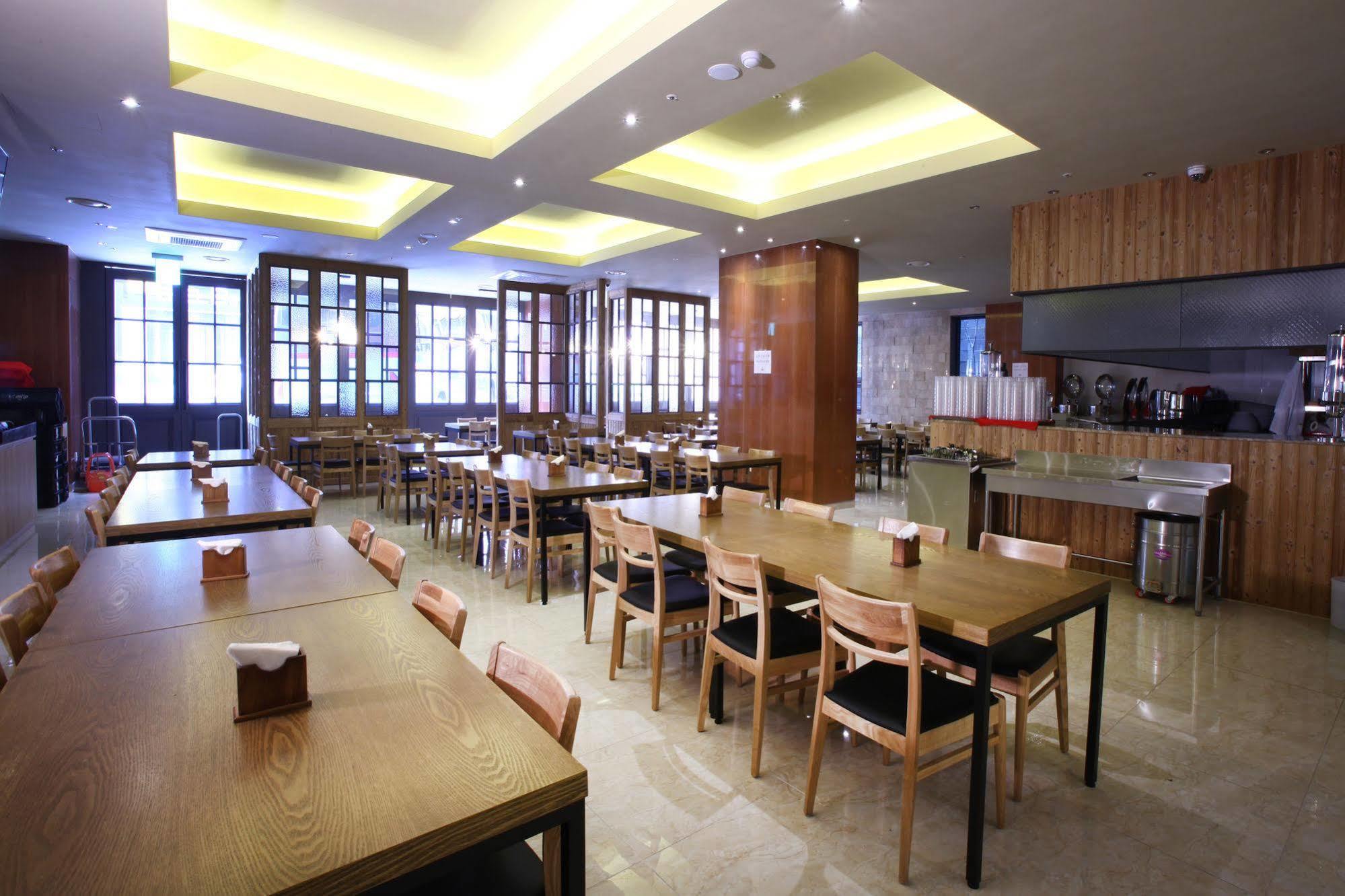 Hotel Sopra Incheon Cheongna Екстер'єр фото