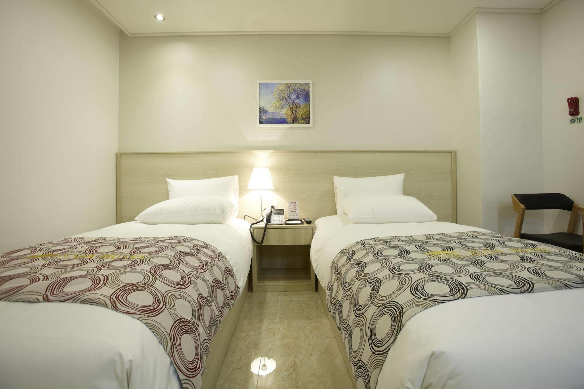 Hotel Sopra Incheon Cheongna Екстер'єр фото