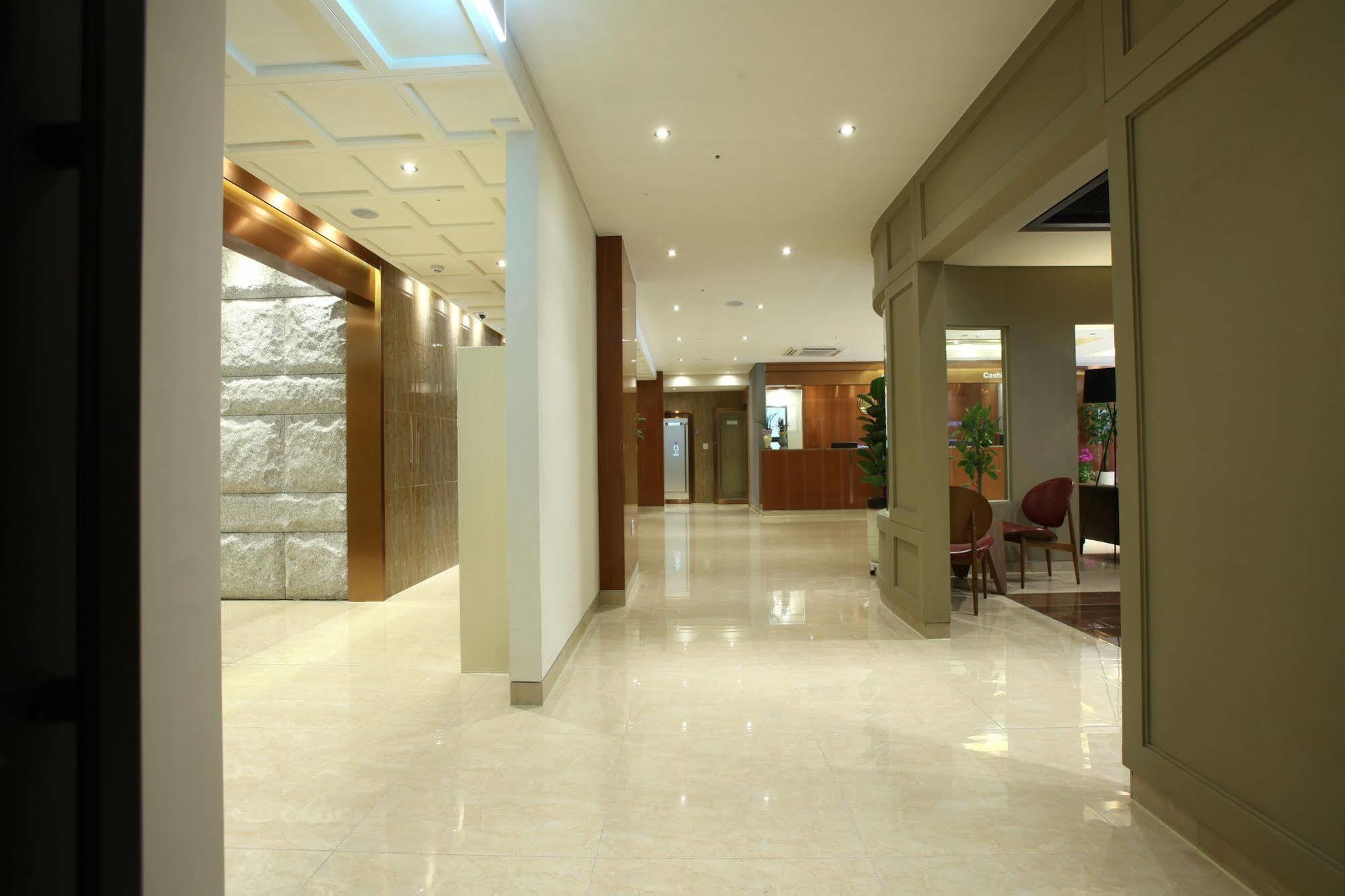 Hotel Sopra Incheon Cheongna Екстер'єр фото