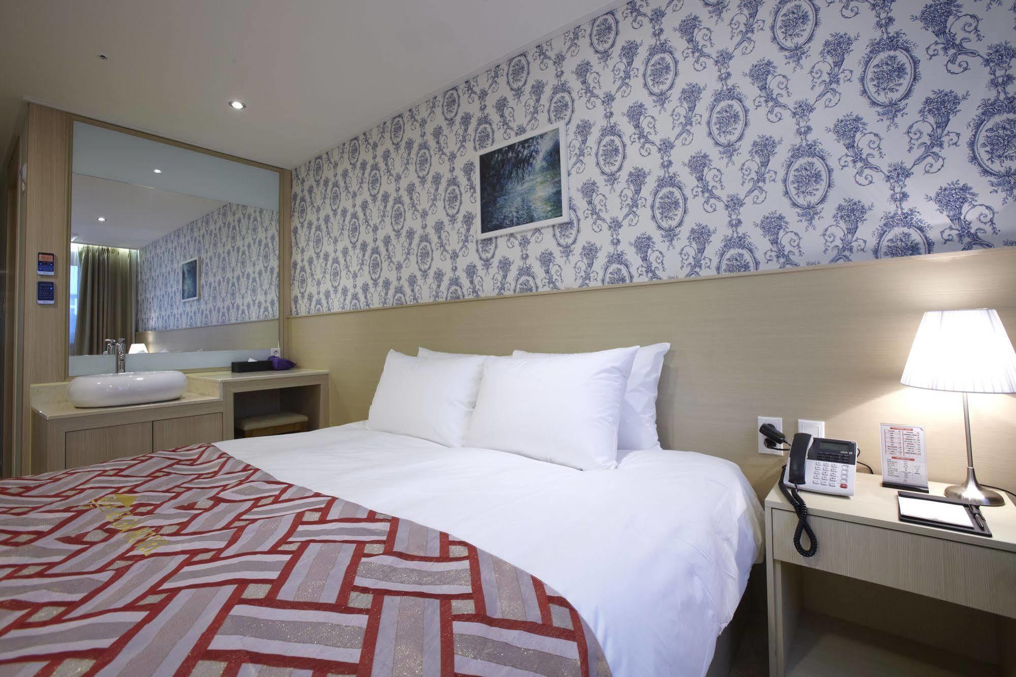 Hotel Sopra Incheon Cheongna Екстер'єр фото