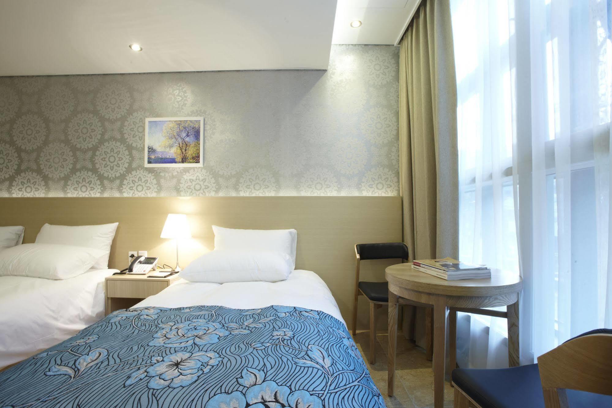 Hotel Sopra Incheon Cheongna Екстер'єр фото